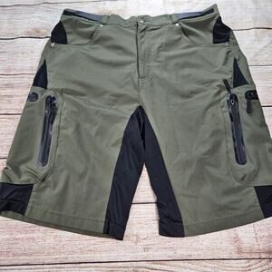 Men's MTB Mountain Bike Shorts Size XXL in Olive Green